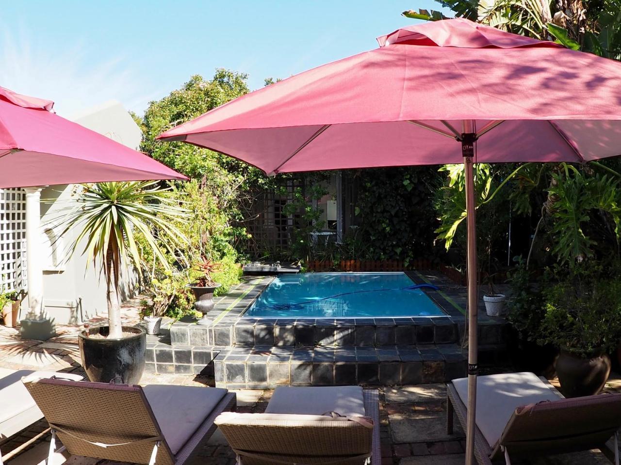 Hillview Boutique Apartments クニスナ エクステリア 写真
