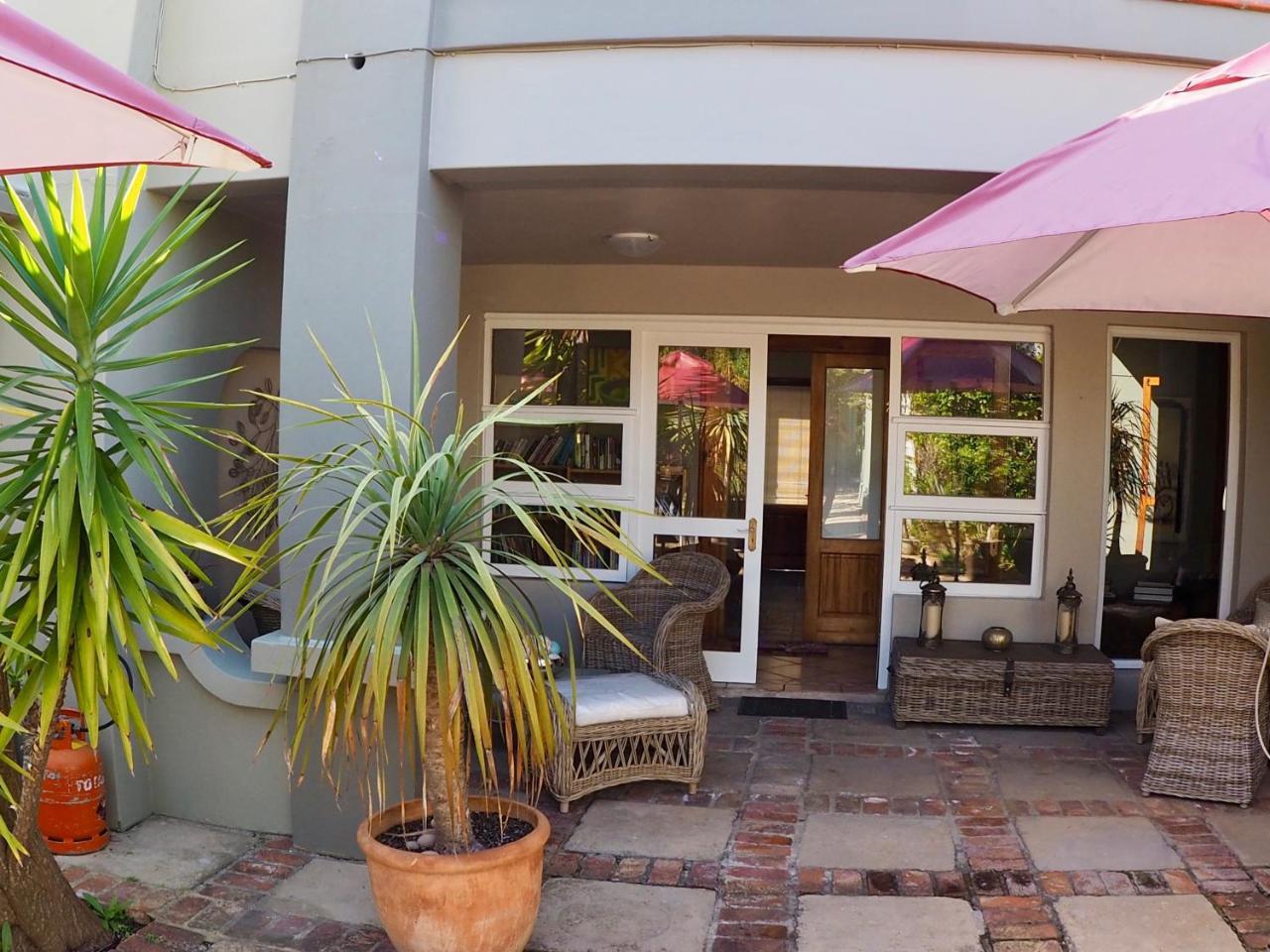 Hillview Boutique Apartments クニスナ エクステリア 写真